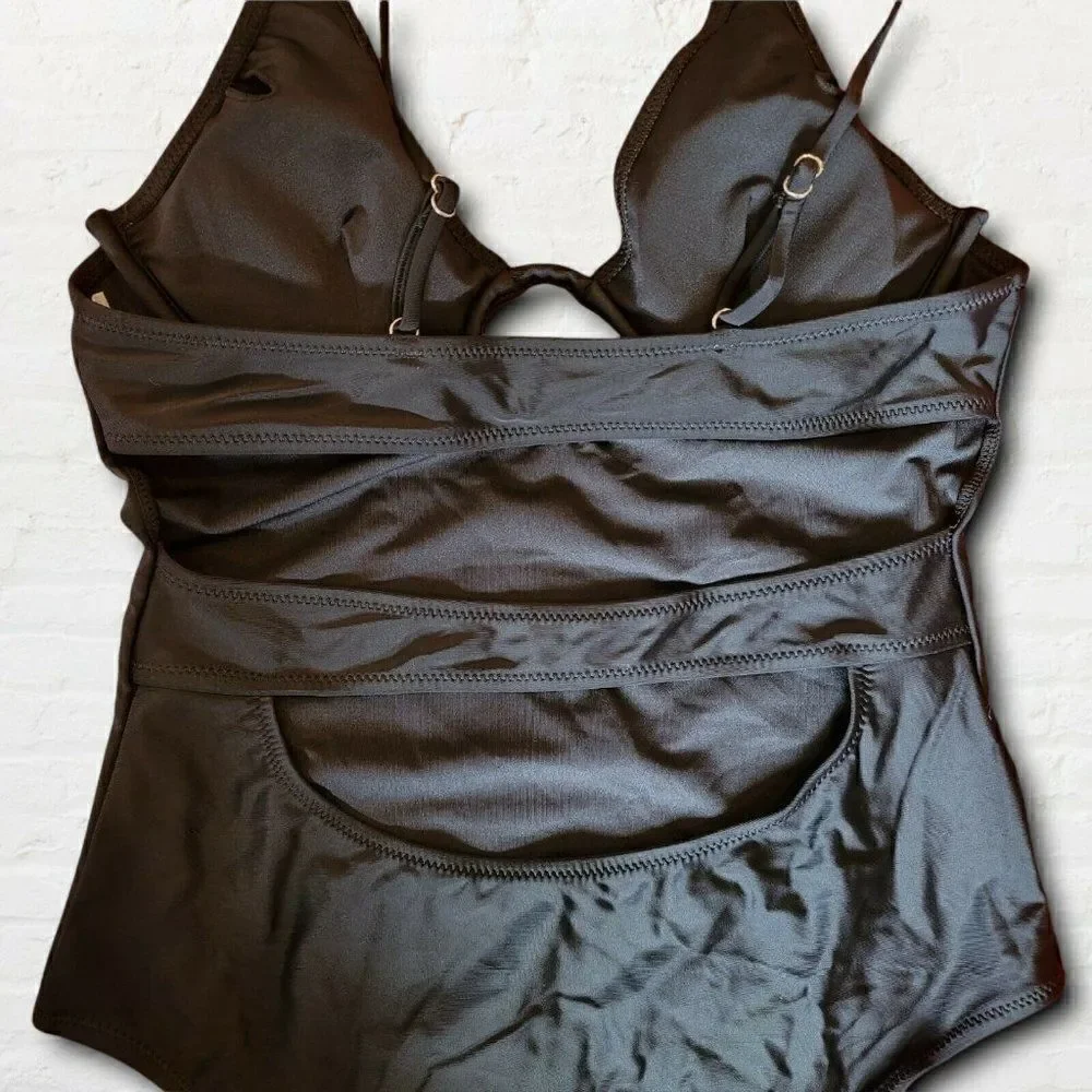 NWT Beachsissi Black One-Piece Keyhole Swimsuit Size Medium